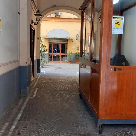 Domus Mea Apartment نابولي المظهر الخارجي الصورة