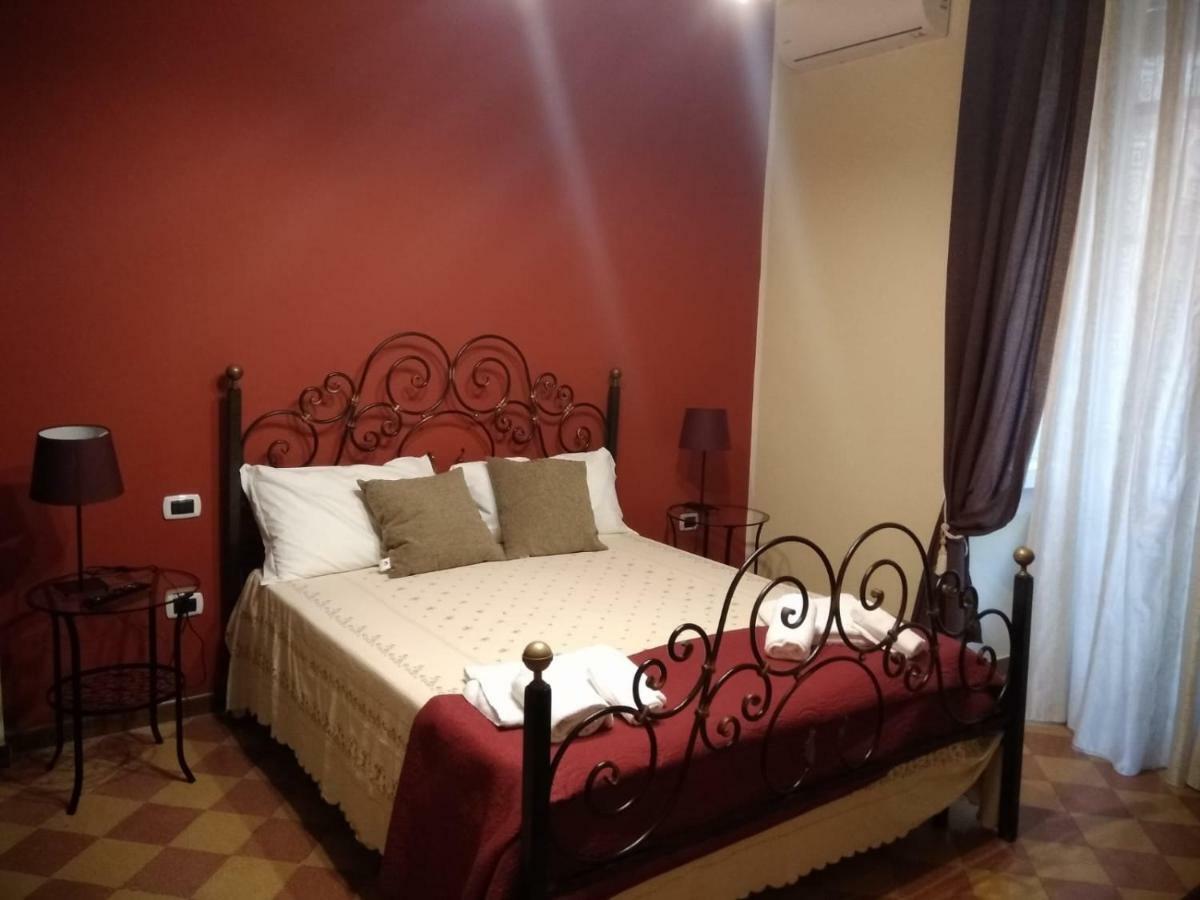 Domus Mea Apartment نابولي المظهر الخارجي الصورة