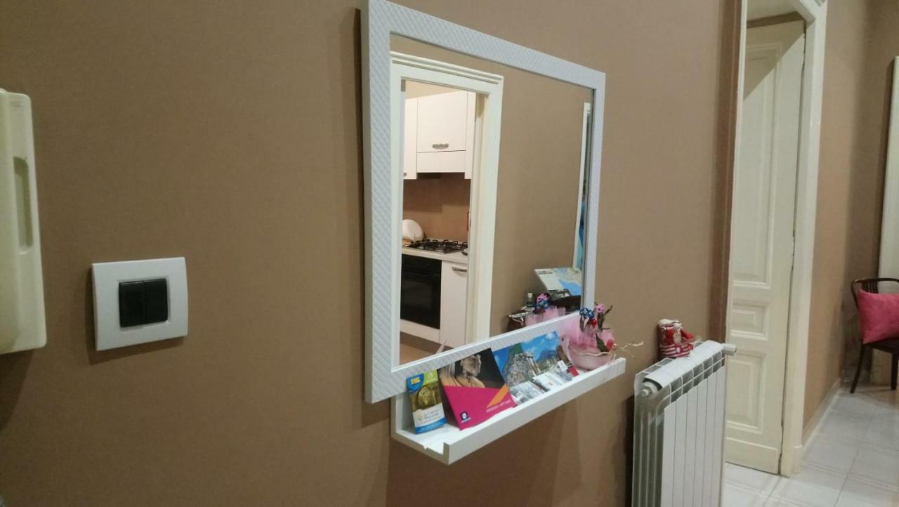 Domus Mea Apartment نابولي المظهر الخارجي الصورة