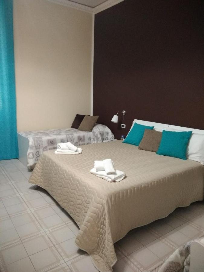 Domus Mea Apartment نابولي المظهر الخارجي الصورة
