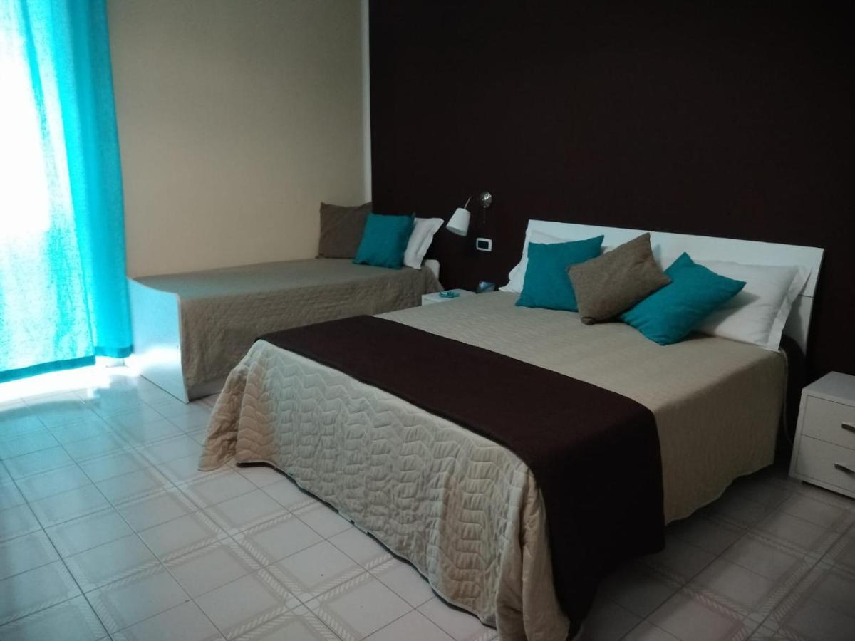 Domus Mea Apartment نابولي المظهر الخارجي الصورة